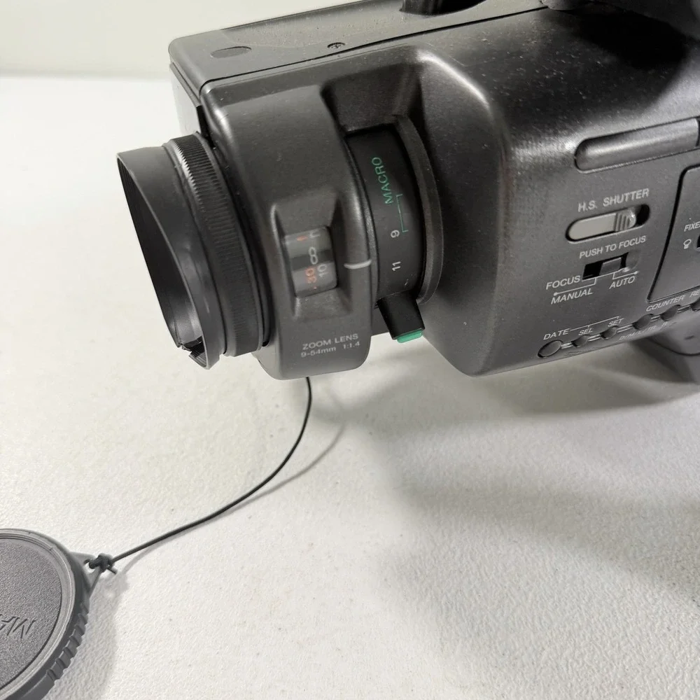 Vintage Magnavox Movie Maker VHS Camcorder CVK300AV02 AS IS FOR PARTS READ